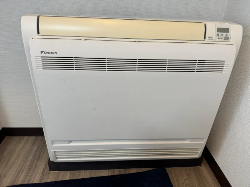 中野区のお宅のダイキン製家庭用床置きエアコン S36KVV